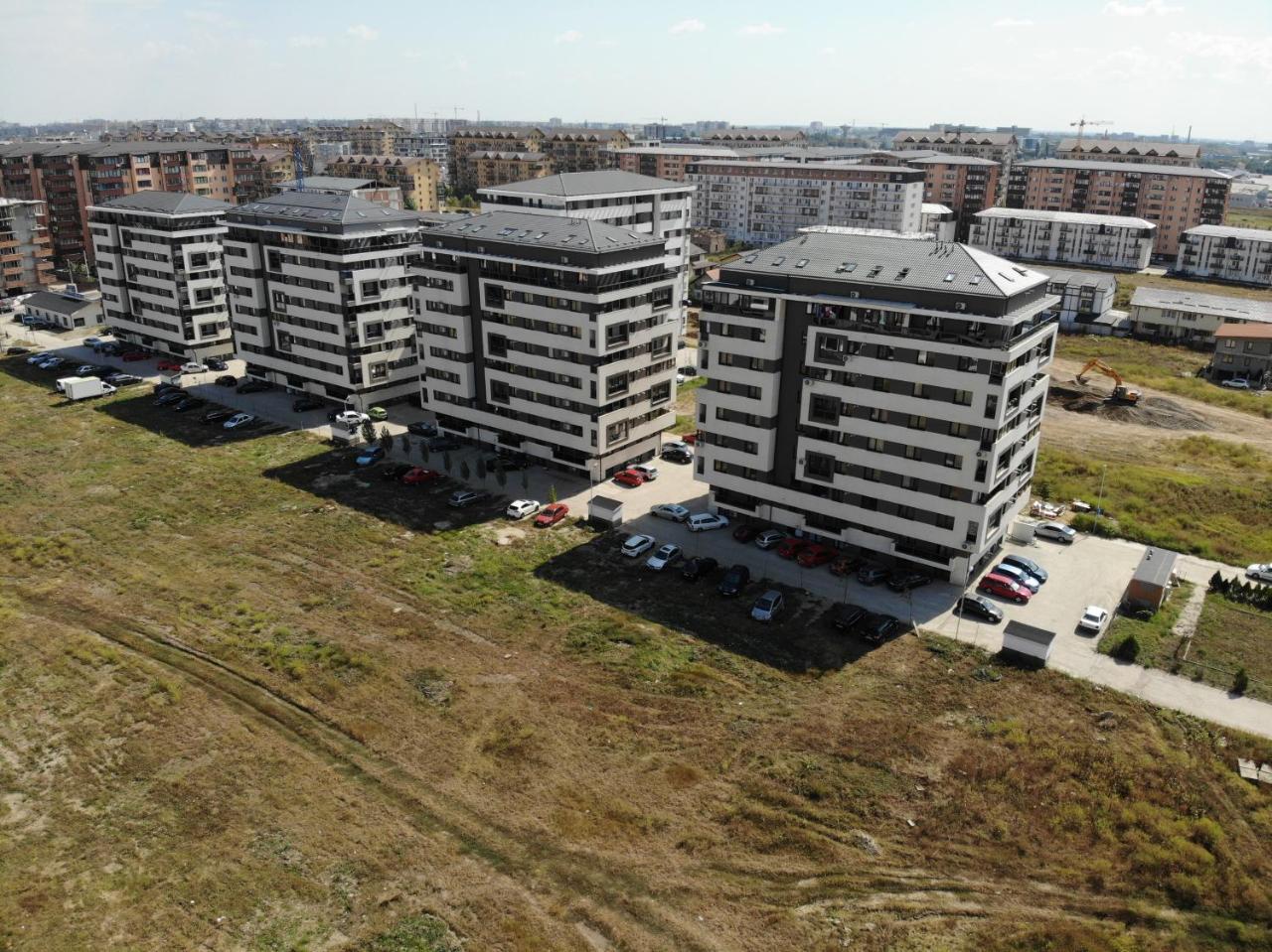 Militari M2 Apartment